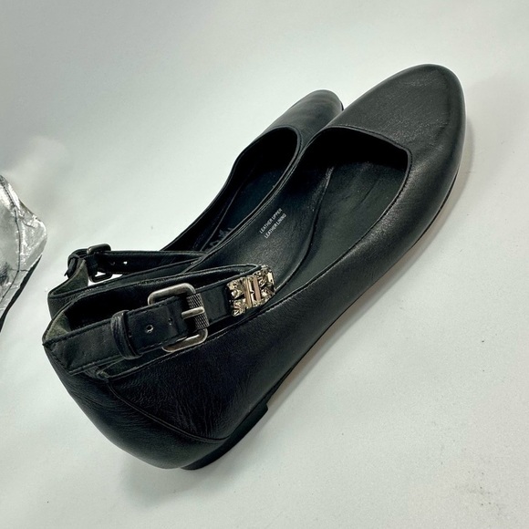 Vera Wang lavender black leather flats with rhinestone ankle strap size 7 - Picture 9 of 11